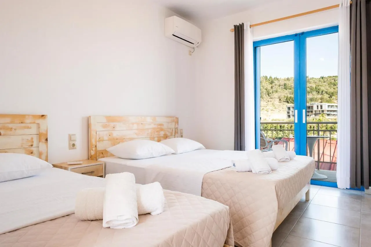 Blue Horizon Hotel Himare